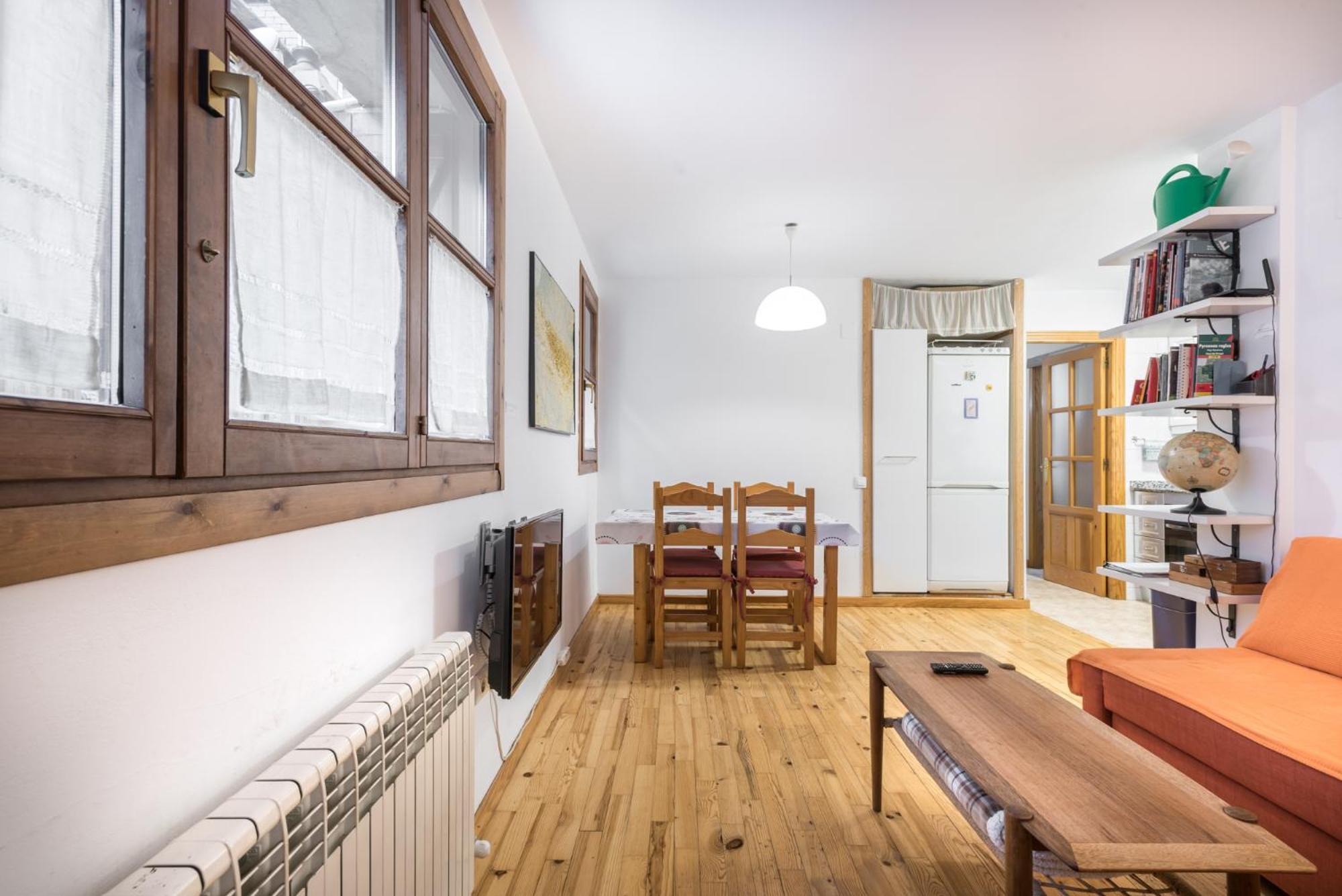 Apartamento La Benasquita Бенаск Екстериор снимка